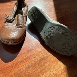 Naturalizer shoes size 7